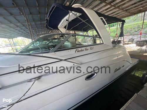 Rinker 320 Fiesta Vee avis et fiche technique